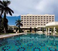 Taj Gateway - Pool